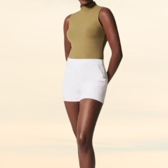 SPANX Pants - SPANX Women’s White Stretch Tailored Shorts 4'' Size XL  NWT